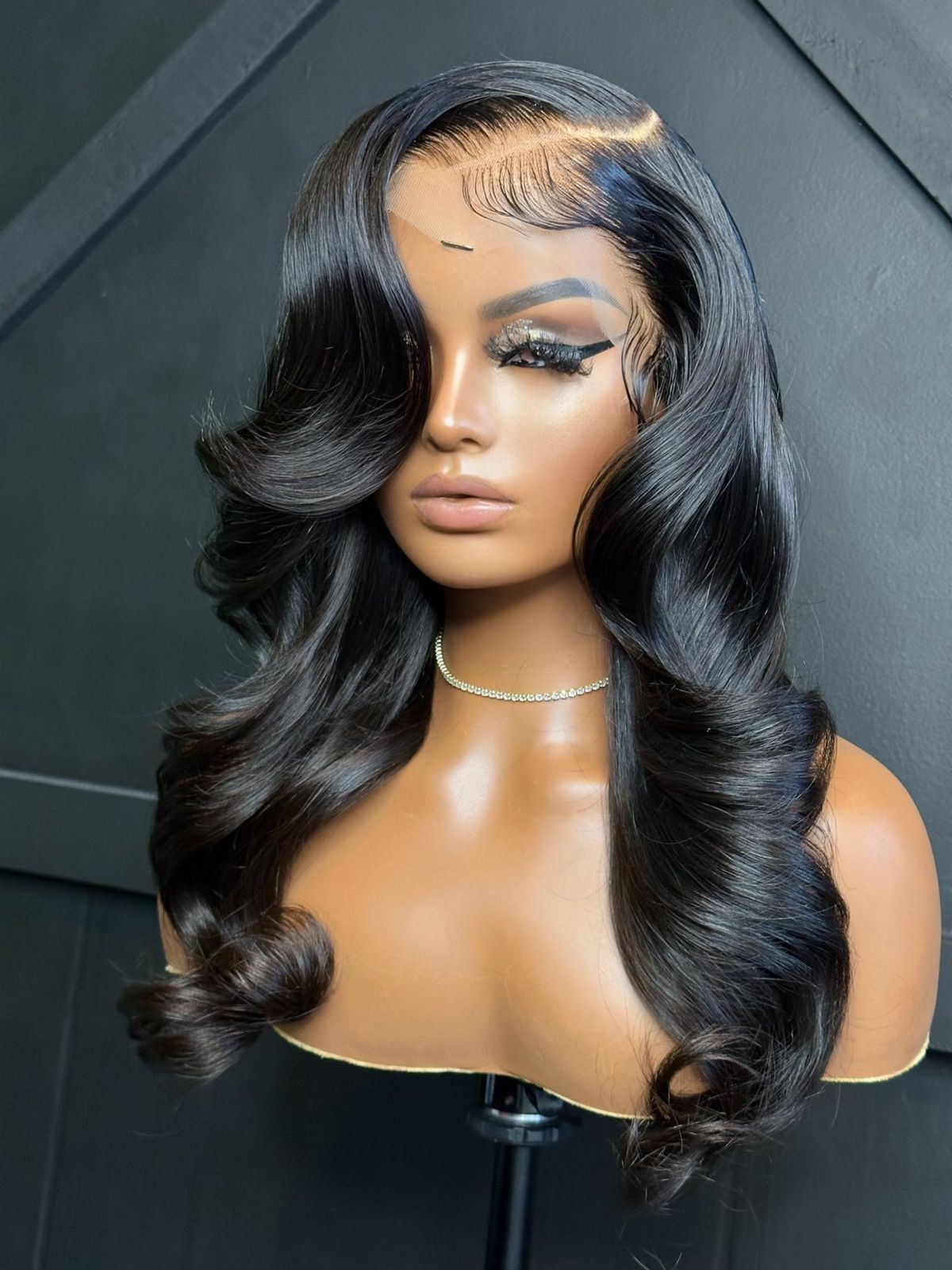 Bella wig (human blend)